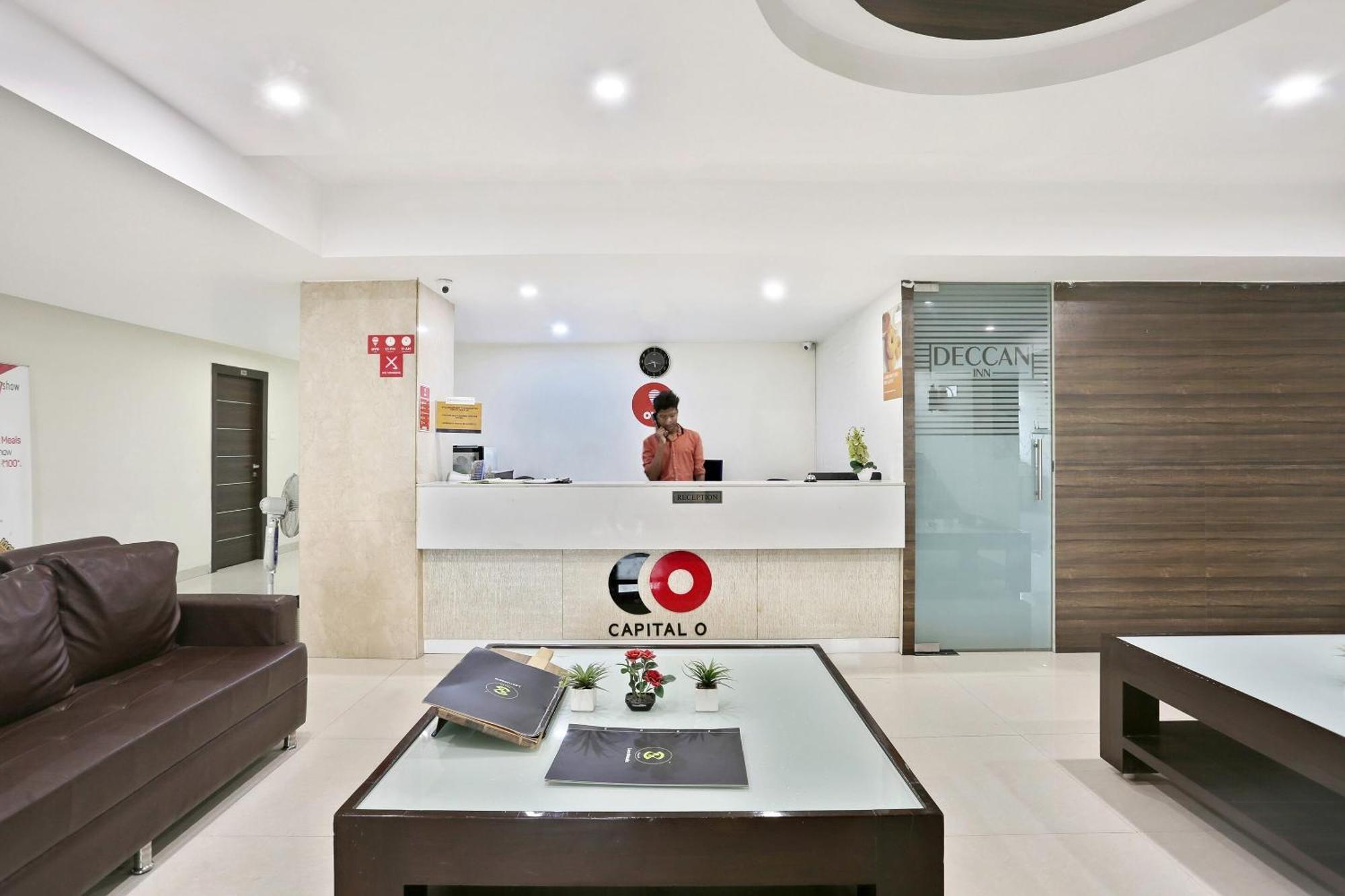 Townhouse Halcyon Deccan Inn Near Shilparamam Kondapur  Eksteriør billede