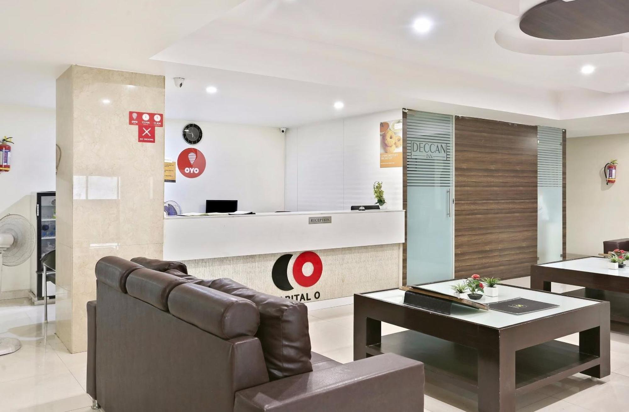Townhouse Halcyon Deccan Inn Near Shilparamam Kondapur  Eksteriør billede